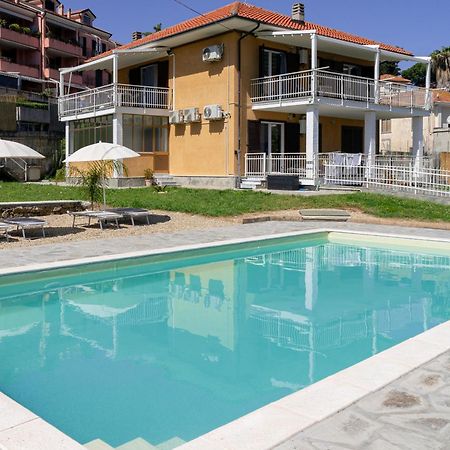 Il Gattino Di Porto - Apt 5 - Bilocale Terrazzo Piscina Imperia Extérieur photo
