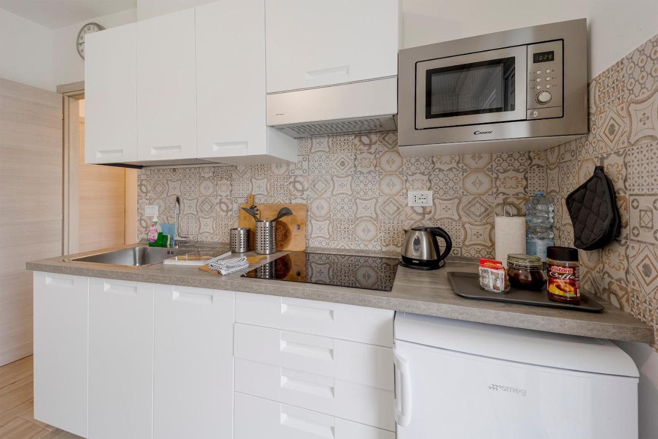Il Gattino Di Porto - Apt 5 - Bilocale Terrazzo Piscina Imperia Extérieur photo
