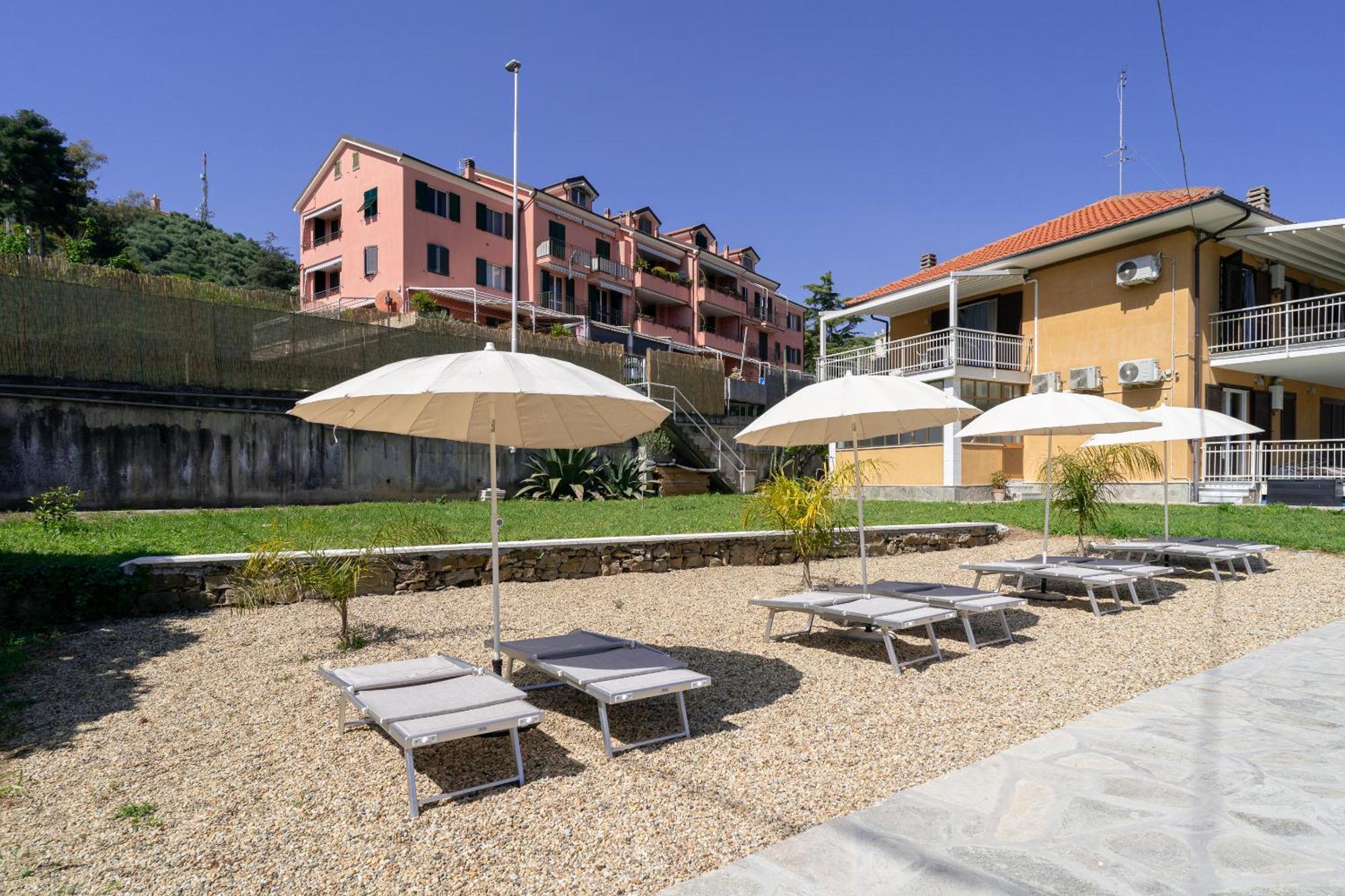 Il Gattino Di Porto - Apt 5 - Bilocale Terrazzo Piscina Imperia Extérieur photo