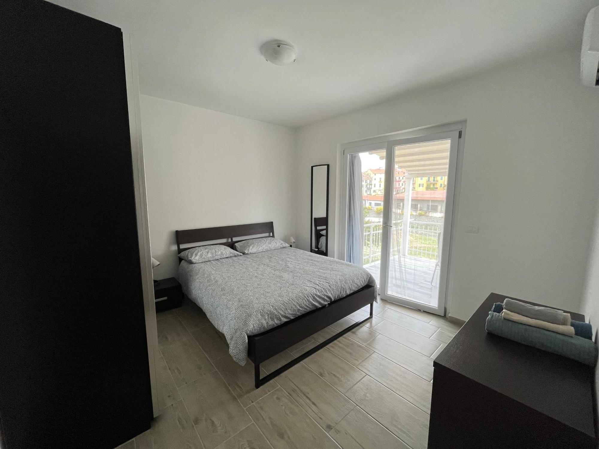 Il Gattino Di Porto - Apt 5 - Bilocale Terrazzo Piscina Imperia Extérieur photo